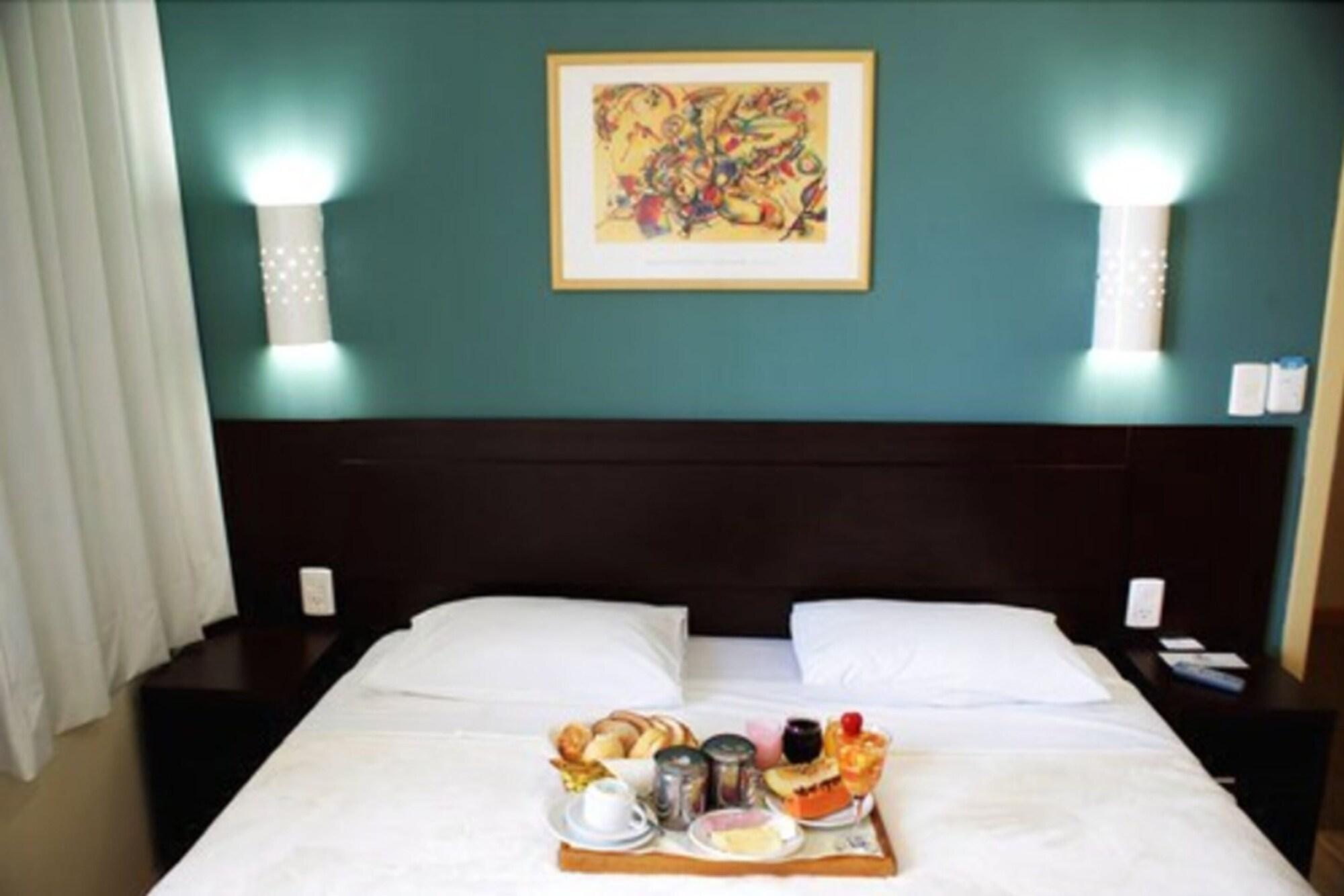 Coral Hotel proximo a Pucrs e Araujo Viana 4*