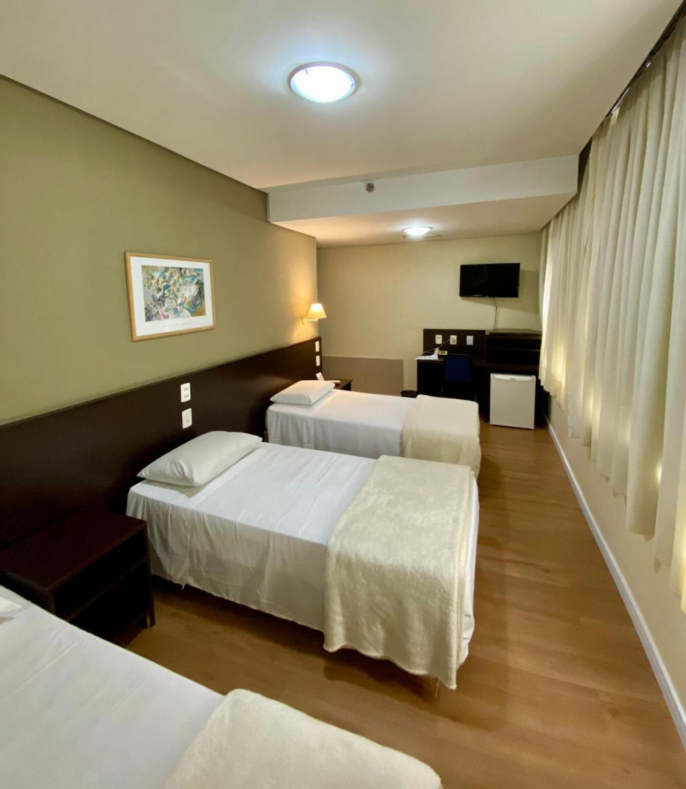 Coral Hotel proximo a Pucrs e Araujo Viana Hotel Porto Alegre