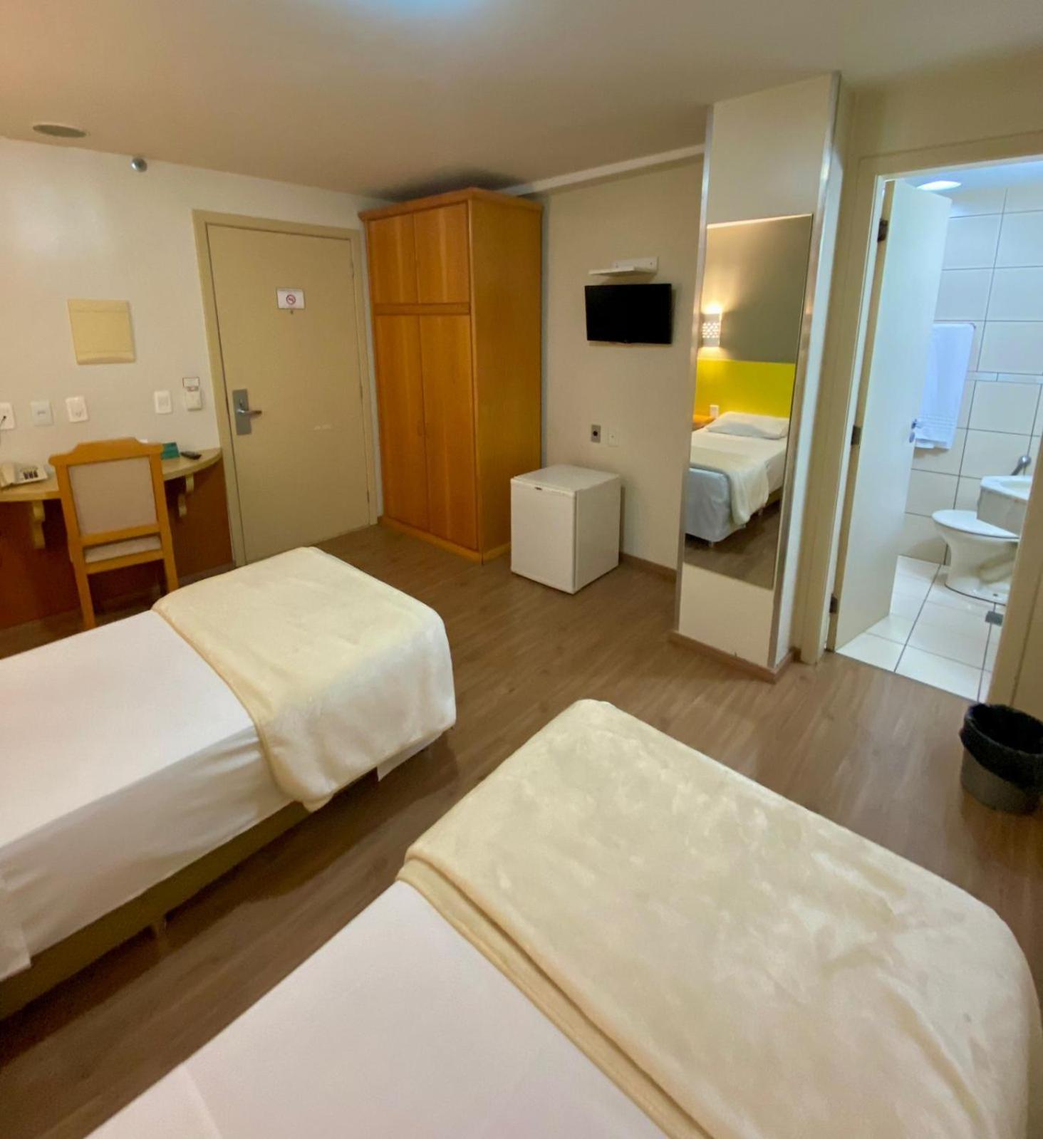 Coral Hotel proximo a Pucrs e Araujo Viana Hotel 4*