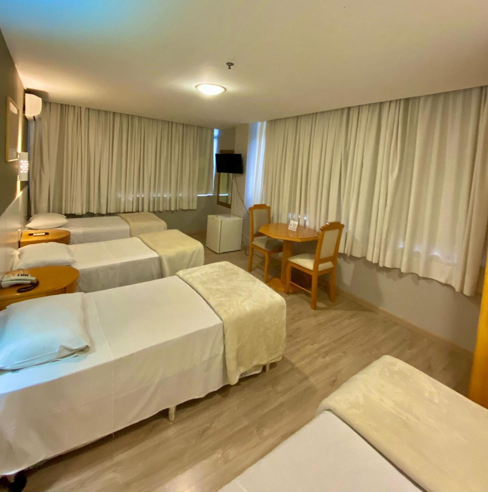 Coral Hotel proximo a Pucrs e Araujo Viana Hotel
