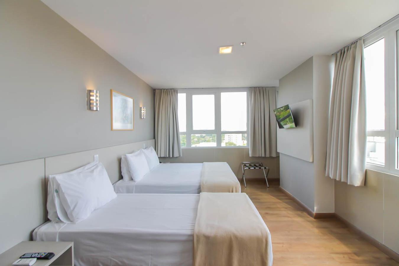 Coral Hotel proximo a Pucrs e Araujo Viana