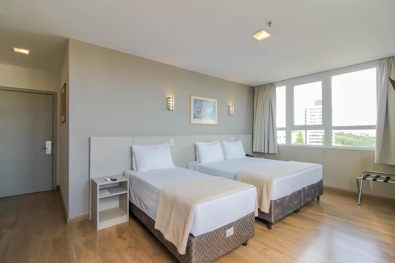 Hotel Coral Hotel proximo a Pucrs e Araujo Viana