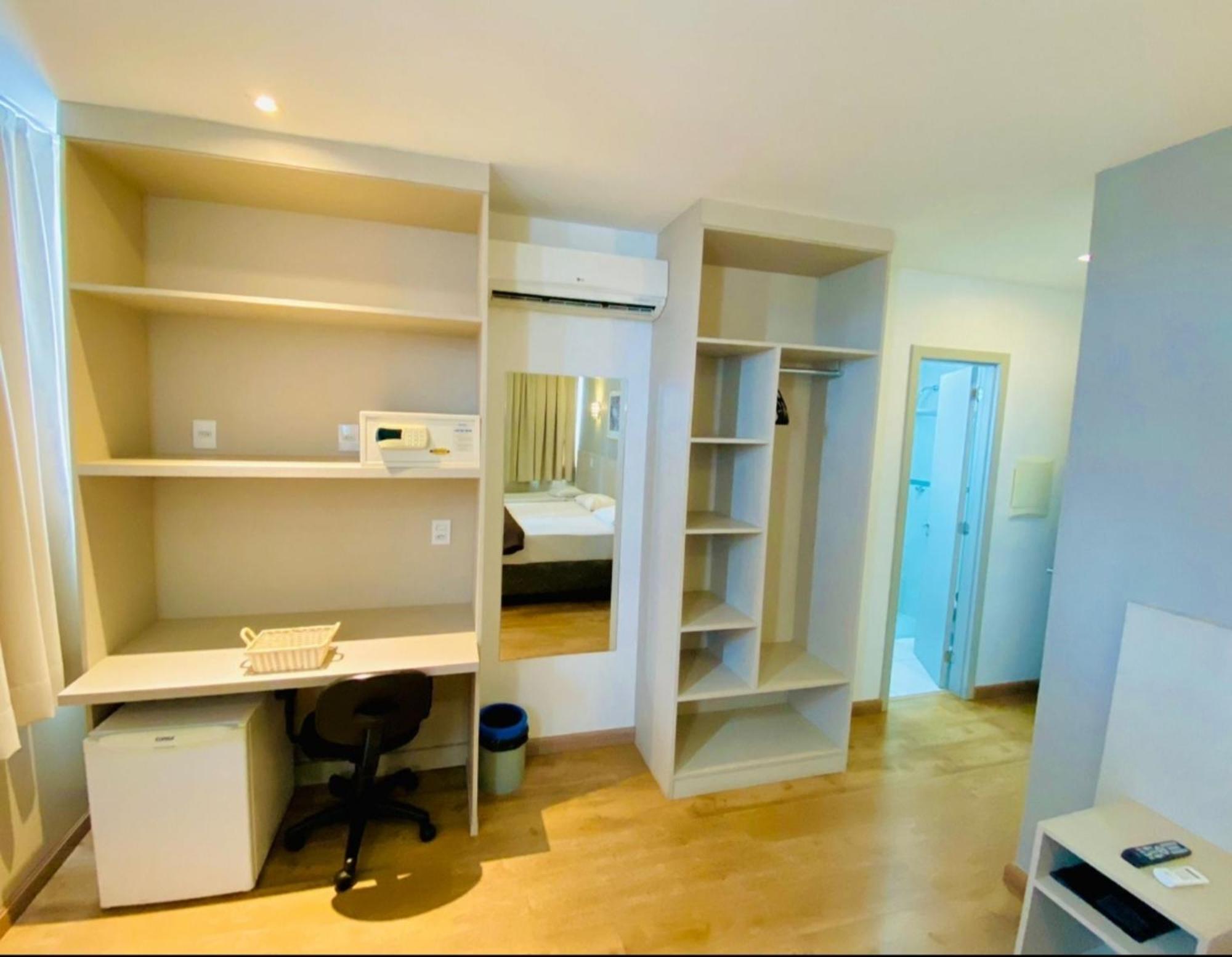 Coral Hotel proximo a Pucrs e Araujo Viana Hotel Porto Alegre