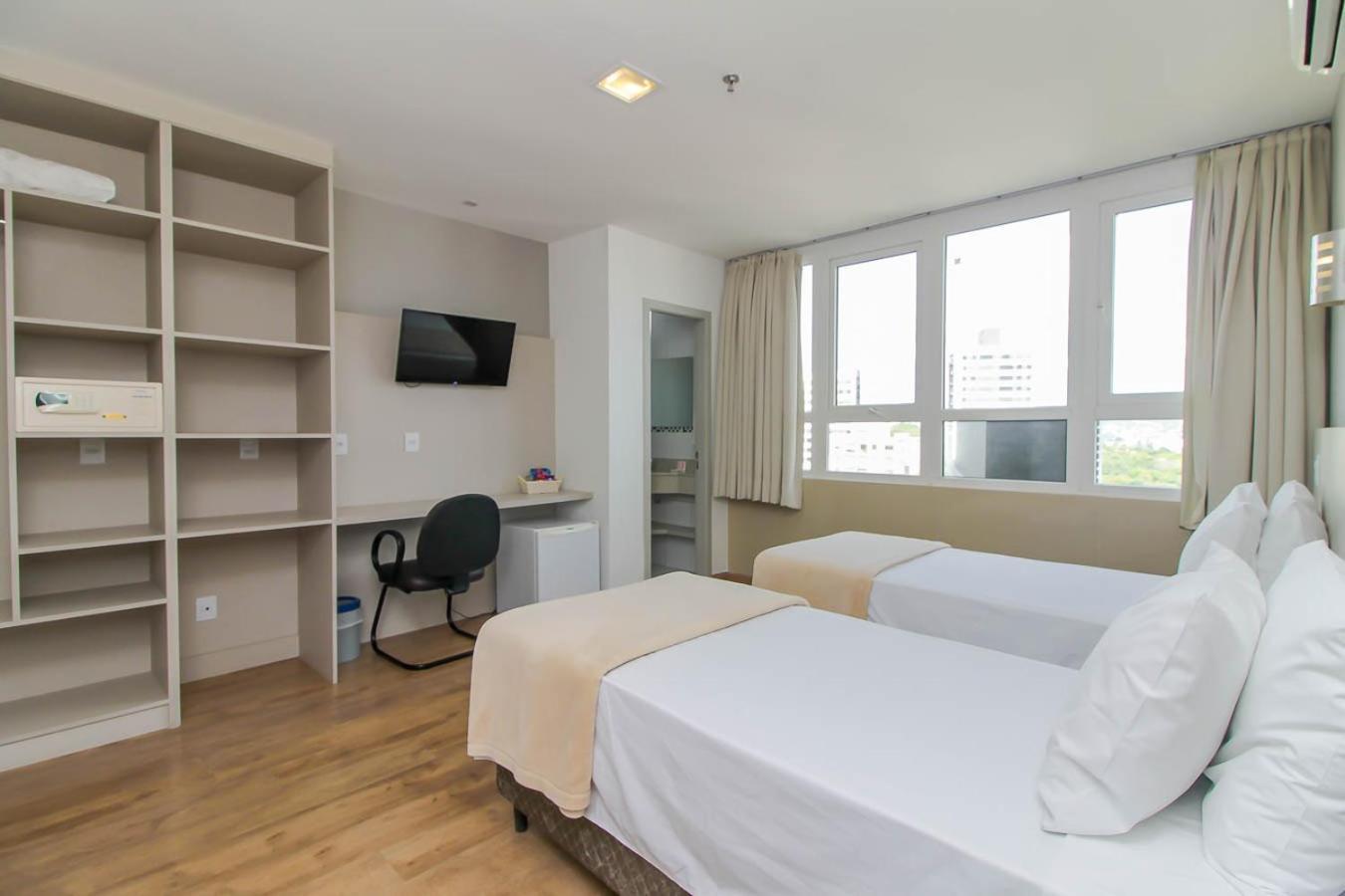 Coral Hotel proximo a Pucrs e Araujo Viana